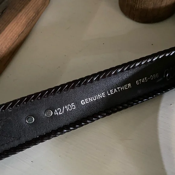 Wrangler - Picture 4 of 6